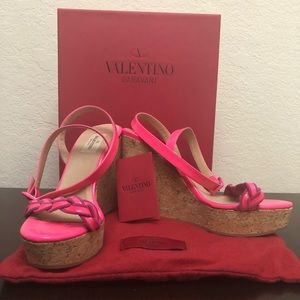 Trendy Neon Pink Valentino wedges